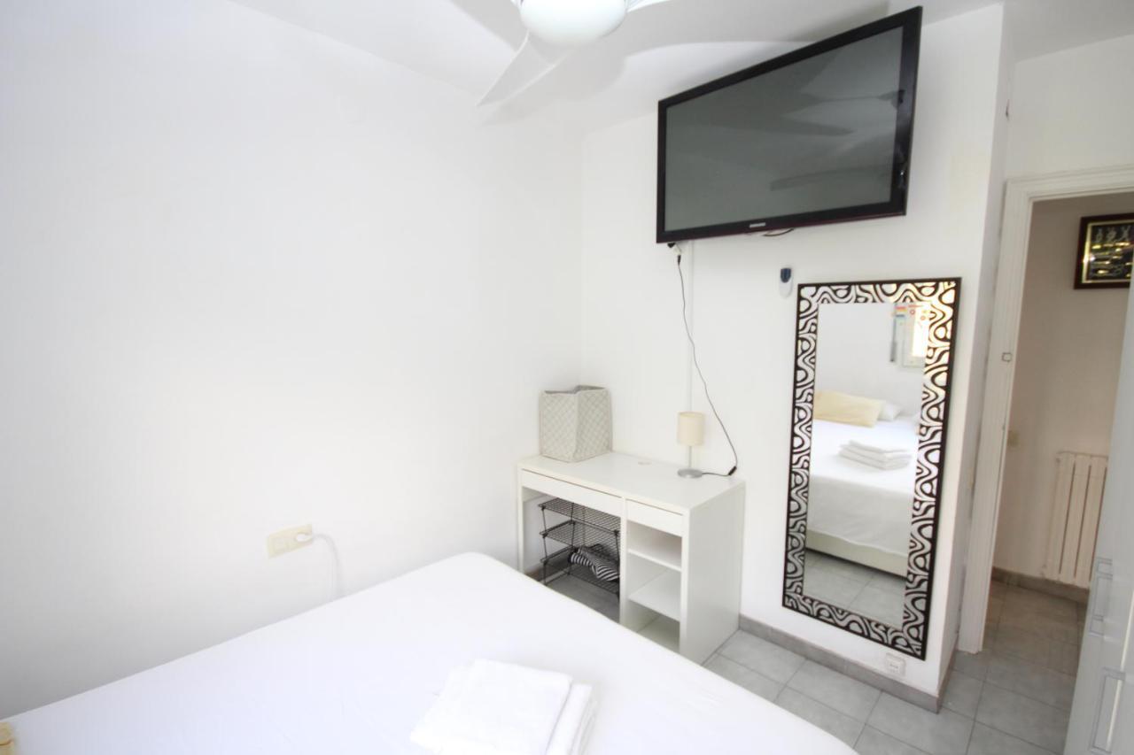 Casa En Masnou Junto A Playa Y Tren Villa Buitenkant foto