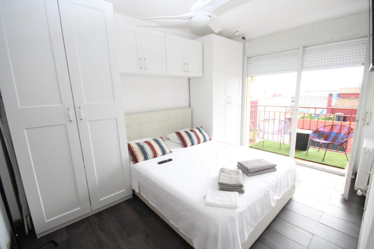 Casa En Masnou Junto A Playa Y Tren Villa Buitenkant foto