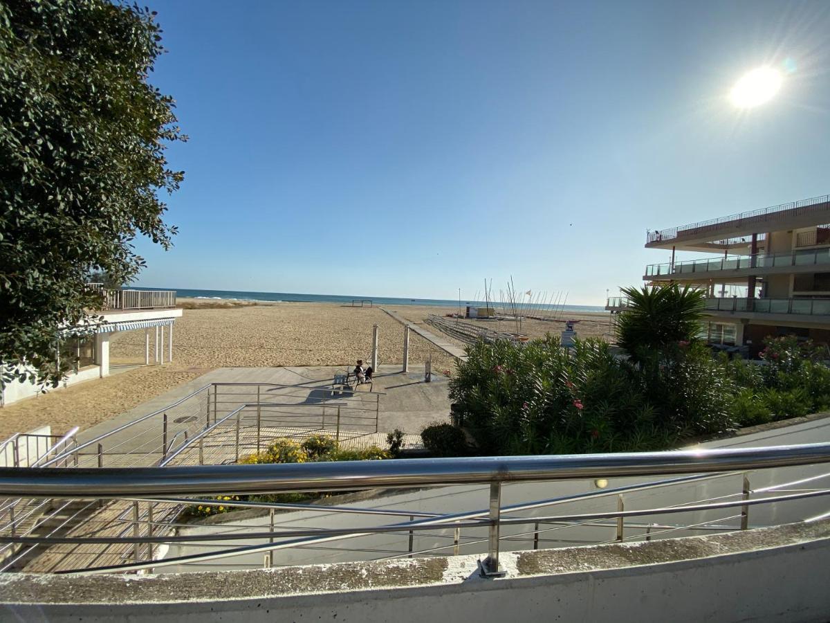Casa En Masnou Junto A Playa Y Tren Villa Buitenkant foto