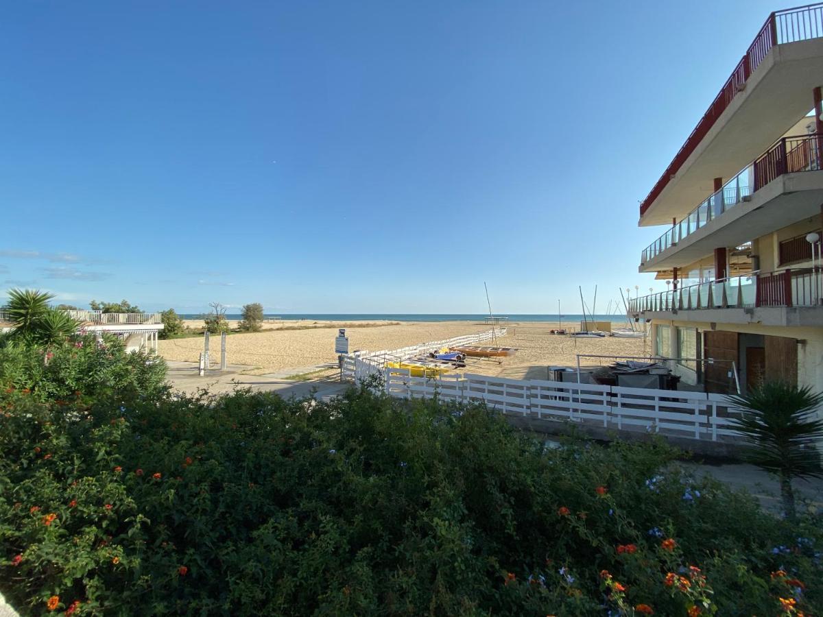 Casa En Masnou Junto A Playa Y Tren Villa Buitenkant foto